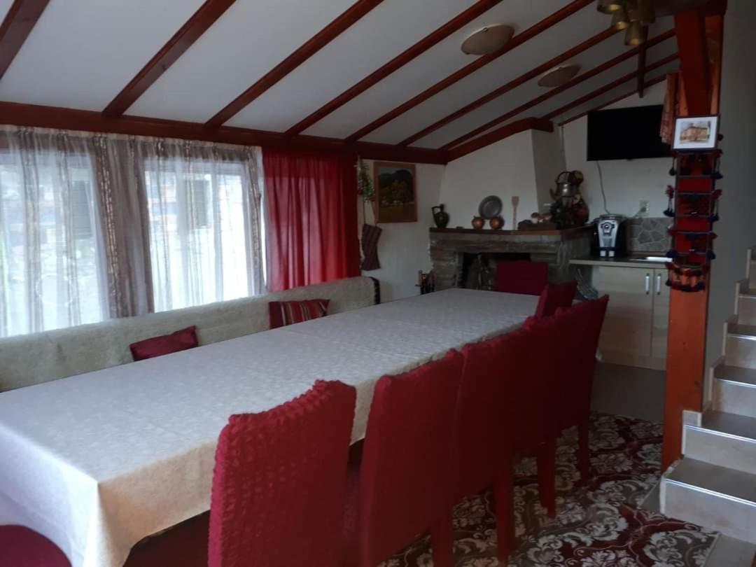 Къща За Гости Орфей Smolyan Exterior photo